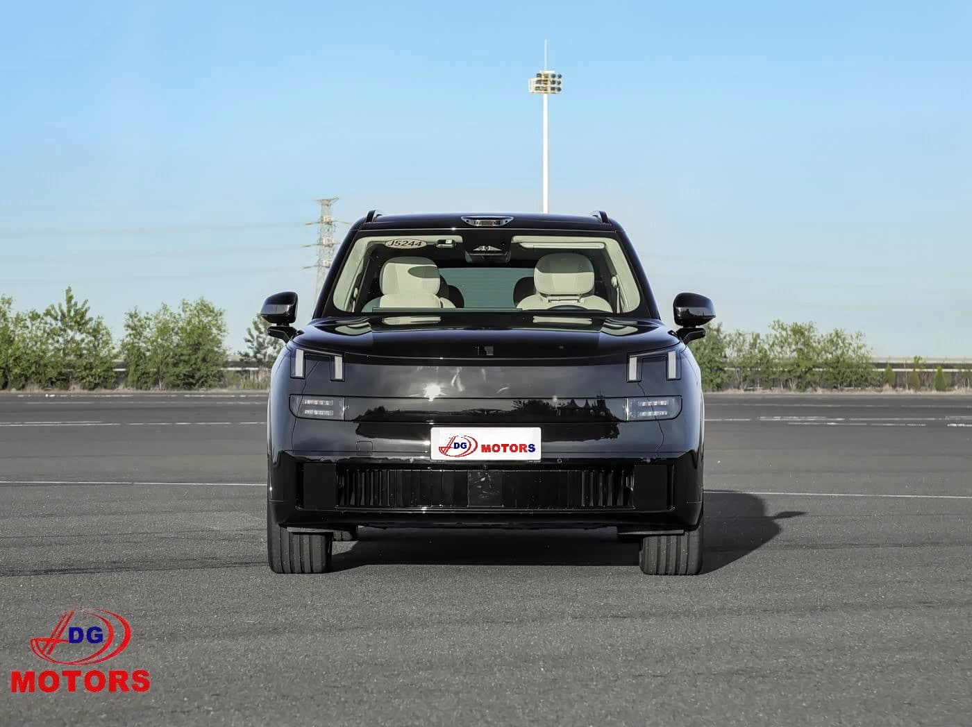 Lynk & Co 900